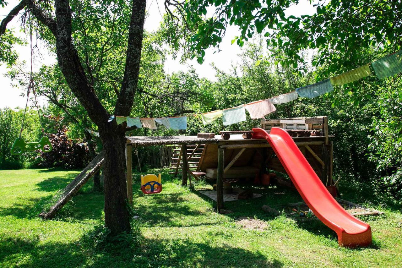 Na Okic - A Private Forest Oasis Sveti Martin pod Okicem Dış mekan fotoğraf